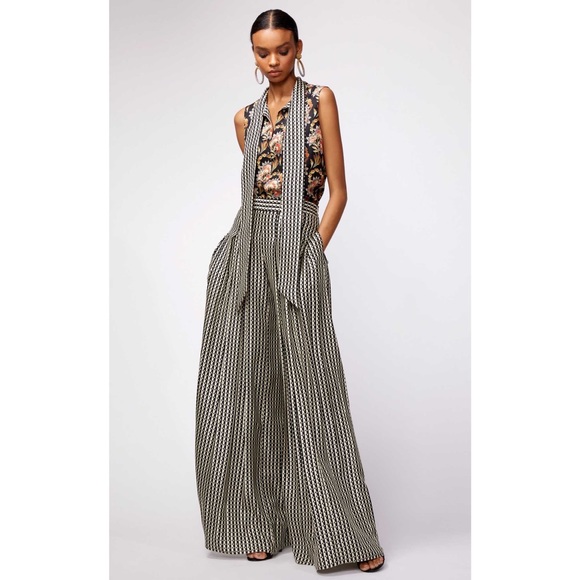 Oscar de la Renta Pleated Chiffon Wide Legs Pants - Picture 3 of 4